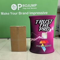 Stand Portátil para Ferias Comerciales con Estructura Retráctil Automática, Tela Cuadrada, Sistema de Tensión, Tipo Pop-up, Podio Ovalado Promocional