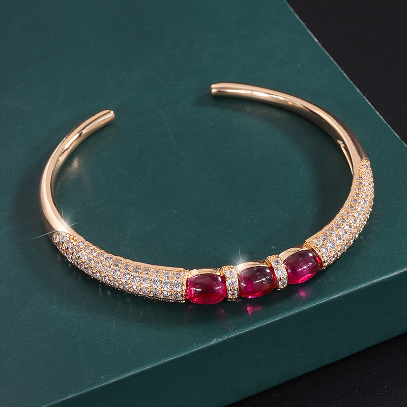 Red corundum bracelet