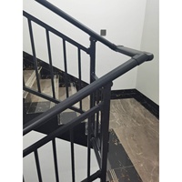 Modernes Aluminium-Treppen- und Terrassengeländer für Villen - Hochwertig pulverbeschichtet mit 5 Jahren Garantie und Komplettlösungen für Projekte