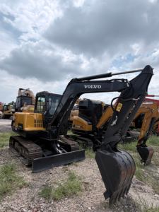 Excavadora Compacta Usada Volvo EC55D Lista para Trabajar, Máquina Confiable para Pequeños Proyectos de Construcción Civil - Product Image 2