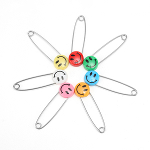 JP 53-55mm coloré <span class=keywords><strong>fantaisie</strong></span> sourire visage forme plastique tête d'animal grande <span class=keywords><strong>épingle</strong></span> de sûreté pour accessoires de couture - Product Image 1