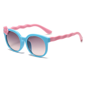 Fashionable and Cute Flower Accessories UV-blocking <b>Sunglasses</b> for Boys and Girls Fun <b>Sunglasses</b> for Children - Product Image 3