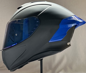 Mũ bảo hiểm xe máy chất liệu ABS giá xuất xưởng, màu sắc tùy chỉnh, lớp lót có thể tháo rời, đạt chứng nhận DOT/ECE - Product Image 3