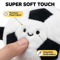 Pendentif en peluche 8CM : Jouets amusants en forme de ballon (volley-ball, basketball, tennis) – Porte-clés créatif pour sac