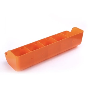 Comedero de Plástico para Lechones con Fácil Operación para Alimentación en Cama de Cría - Product Image 3