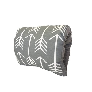 Venta al por mayor portátil y lavable <span class=keywords><strong>lactancia</strong></span> brazo almohada bebé <span class=keywords><strong>lactancia</strong></span> almohada con logotipo de impresión digital - Product Image 1