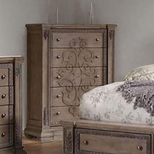 Cómoda Rústica de Roble Envejecido para Dormitorio con 5 Cajones y Perillas Minimalistas con Panel Tallado a Mano - Product Image 1