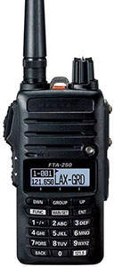 Vente en gros High <span class=keywords><strong>Yeasu</strong></span> FTA-250L portable GPS talkie-walkie Portable 50km de course bidirectionnelle 136-174Mhz Airband émetteur-récepteur voitures VHF Radio - Product Image 2