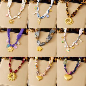 Fashionable Retro Printed Ribbon Chain Leopard Print Floral Drip Square Spiral Gold Plated Pendant Necklace Party Jewelry - Product Image 1