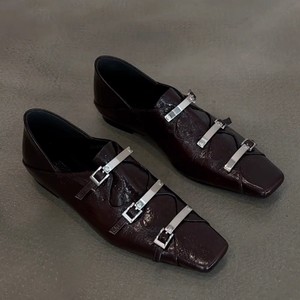 Zapatos Mary Jane de cuero genuino vintage británico para mujer, con punta cuadrada, hebilla metálica plana, elegantes zapatos de cuero para uso diario. - Product Image 3