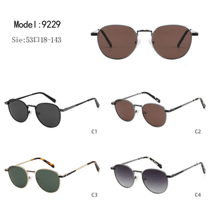 Gafas de Sol Unisex Ovaladas con Montura Completa Negra, Protección UV400, Protección Solar, Gafas de Sol Metálicas para Adultos - Product Image 3