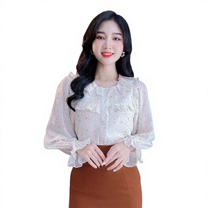 Blusa Floral para Mujer al por Mayor con Cuello con Volantes, Manga Larga y Botones, Top de Moda para Tiendas Minoristas y Uso Diario en la Oficina - Product Image 1