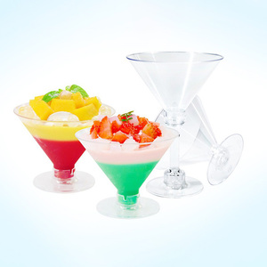 Verres <span class=keywords><strong>à</strong></span> martini <span class=keywords><strong>en</strong></span> <span class=keywords><strong>plastique</strong></span> de 5 oz, paroi simple, incassables, mini verres <span class=keywords><strong>à</strong></span> martini <span class=keywords><strong>en</strong></span> <span class=keywords><strong>plastique</strong></span> rigide, gobelets de fête et verres <span class=keywords><strong>à</strong></span> parfait pour dessert - Product Image 1