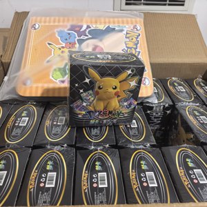 YQ Nuova Collezione Mengka Vol.2 Carte da Gioco con Personaggi Anime Arceus, <span class=keywords><strong>Giochi</strong></span> da Tavolo, Giocattolo, Regalo per le Feste - Product Image 1