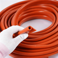 Bande d'étanchéité carrée en caoutchouc silicone solide personnalisée, résistante aux hautes températures