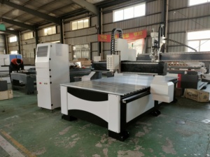 เครื่องเราเตอร์ CNC สำหรับงานไม้ รุ่น 1325 เครื่องตัดและแกะสลักสำหรับทำเฟอร์นิเจอร์ ป้ายโฆษณา เครื่องกัดอเนกประสงค์ - Product Image 4