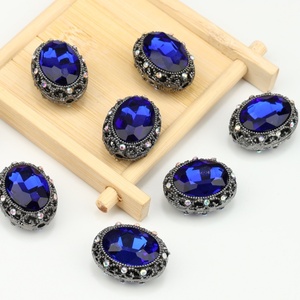 Vente en gros de pendentifs artisanaux, collier de perles fantaisie, bracelet de bricolage, accessoires de bijoux en vrac - Product Image 4