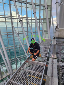 Aluminum Walkway <strong>Grating</strong> - Product Image 3