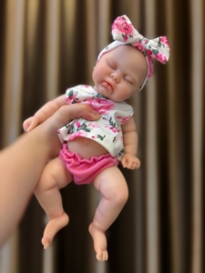 Muñeca Bebé Realista de 13 Pulgadas, Muñeca de Moda, Juguete Suave, Ojos Cerrados, Posable, Hecha a Mano, de Silicona Completa, Set de Regalo de Bebé Niña Realista - Product Image 2