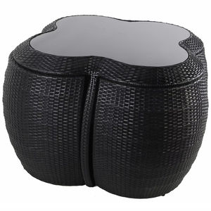 Ensemble de chaises et de tables de salle à manger d'extérieur en rotin et en acier moderne pour l'utilisation dans les hôtels, les cours et les parcs - Durable et imperméable - Product Image 1