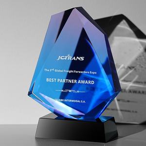 Trophée en cristal dégradé 2026 |   Conception moderne personnalisée pour les prix des entreprises scientifiques <span class=keywords><strong>et</strong></span> technologiques |   Meilleur cadeau de reconnaissance pour partenaire - Product Image 2