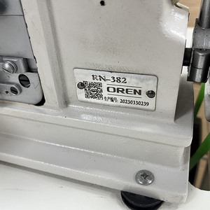 <b>Automatic</b> Industrial Overlock <b>Sewing</b> <b>Machine</b> Flat-Bed Lock Multi-Needle Motor Stainless Steel Computerized Operation for Lace - Product Image 4