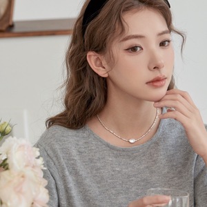 สร้อยคอไข่มุกบาร็อคเงินแท้ 925 ขนาดอัลตร้ามินิ ดีไซน์สี่เหลี่ยมบด สร้อยคอประดับกระดูกไหปลาร้า เครื่องประดับธรรมชาติสุดพิเศษ - Product Image 3