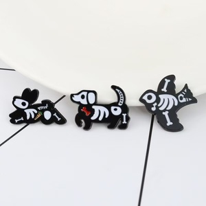 Oferta Especial: Pin de Metal de Dinosaurio de Dibujos Animados, Pin de Solapa de Aleación de Zinc Negra Esmaltada con Diseño Divertido y Creativo de Animales, Pin de Solapa de Gato, Artesanía Metálica para Regalos - Product Image 3