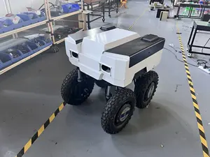 Base de robot à direction à 4 roues industrielle, grand espace interne pour la patrouille, la recherche et les applications de robots spéciaux - Product Image 3