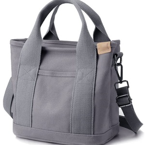 Sac fourre-tout en jean personnalisé, résistant à l'eau, couleur unie, fermeture éclair, dessus ouvert, personnalisable via broderies et patchs, tendance - Product Image 2