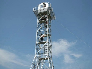 Tours de surveillance et tours de télécommunication préfabriquées de 15m, 20m, 25m, 30m, 35m, 40m et accessoires pour l'observation, la garde et la surveillance - Product Image 3