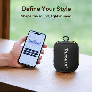 Altavoz portátil Tronsmart T8 Mini con clasificación de impermeabilidad IPX7 para uso en exteriores, compatible con aplicaciones. - Product Image 5