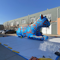 Mascotte extérieure géante gonflable personnalisée de modèle de léopard de dessin animé activée par la lumière pour des événements pour des décorations de centre commercial