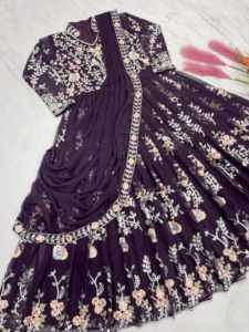 Traje Anarkali Premium con bordado de lentejuelas Trabajo Vestido Georgette indio de alta venta Disponible a precio mayorista - Product Image 6