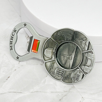 Aimant de réfrigérateur personnalisé Biélorussie Minsk Souvenir Touristique Aimant de réfrigérateur en métal personnalisé 3D Ouvre-bouteille