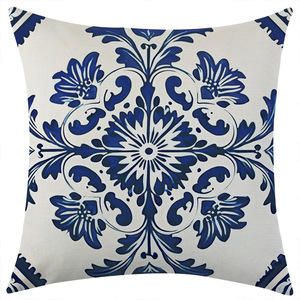 Juego de Fundas de Almohada Cuadradas Vintage de Lino, Diseño Floral Azul y Blanco, Transpirables, para Sala de Estar, Sofá, 4 Piezas - Product Image 4