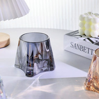 Vente en gros de gobelets à boisson en verre gris ambre coloré, style moderne et simple, personnalisables, gobelet en verre épais unique de 200 ml pour les liquides