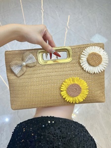 Borsa Tote Artigianale 2026: Borsa Donna Lavorata a Mano all'Uncinetto, Borsa da Spiaggia Estiva in Paglia, Borsa a Spalla Capiente, Borsa a Mano in Rattan con Fiori - Product Image 6