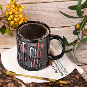 Tasse en grès céramique artisanale à motif d'outils de réparation, écologique, non toxique, couleur personnalisée, cadeau d'<span class=keywords><strong>anniversaire</strong></span> pour le père - Product Image 3