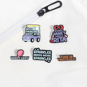 Sparkles Needs More Sparkles Esmalte Pins Every Janet Needs a Rita Broche Mochila Solapa Insignia Citas Joyería Regalo para amigos - Product Image 3
