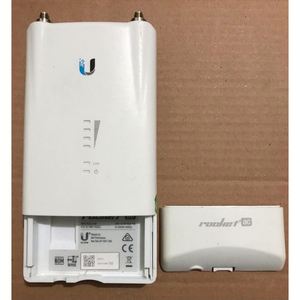 R5AC-Lite Rocket 5AC Lite 802.11ac 5GHz AirMAX AC Basestation 1 X 10/100/1000 <b>Ethernet</b> Port <b>Wireless</b> Bridge - Product Image 2