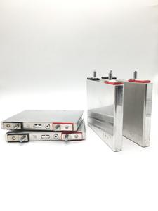 Yüksek oranlı 70C deşarj 3.7V 5.5Ah prizmatik lityum pil hücreleri güç araçları için - Product Image 3