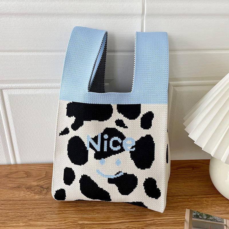 น้ำนมไนกี้สีฟ้า