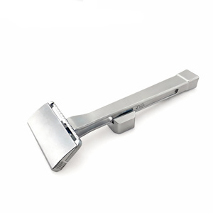 Традиционная ручная бритва с односторонней конструкцией лезвия, обеспечивающая равномерное воздействие, удобство использования и чистое оформление бороды. - Product Image 4