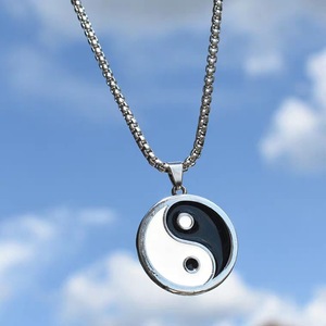 Colliers en émail Tai Chi de haute qualité, idées de cadeaux <span class=keywords><strong>pour</strong></span> couples, bijoux en émail, pendentif rond en forme de pièce de monnaie, bien poli, Yin et Yang - Product Image 2
