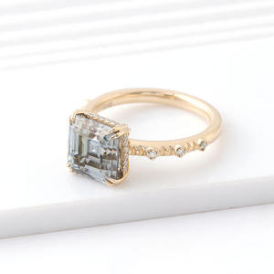 Обручальное кольцо с муассанитом 3,5 карат, темно-серого цвета - Product Image 4