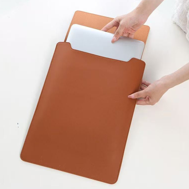 Hit Product Custom 14 Inch Leather Laptop Sleeve Waterproof Casual Durable Bag with Stand Portable & Lightweight for Macbook Pro