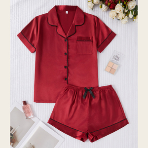 <span class=keywords><strong>Pigiama</strong></span> da <span class=keywords><strong>donna</strong></span> elegante <span class=keywords><strong>rosso</strong></span> a tinta unita con risvolto liscio e vita elasticizzata - Product Image 1