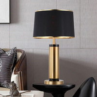 Lampu Meja Modern untuk Ruang Tamu Hotel, Logam Hitam dengan Kain, Lampu Meja LED Mewah untuk Kamar Tidur