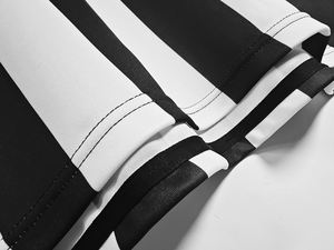 เสื้อ1998เดลปิเอโร่สำหรับใส่ในบ้านเสื้อเจอร์ซีย์สีดำสีขาวย้อนยุคพิมพ์ชื่อแบบสั่งได้ชุดเล็ก MOQ ต่ำ - Product Image 4